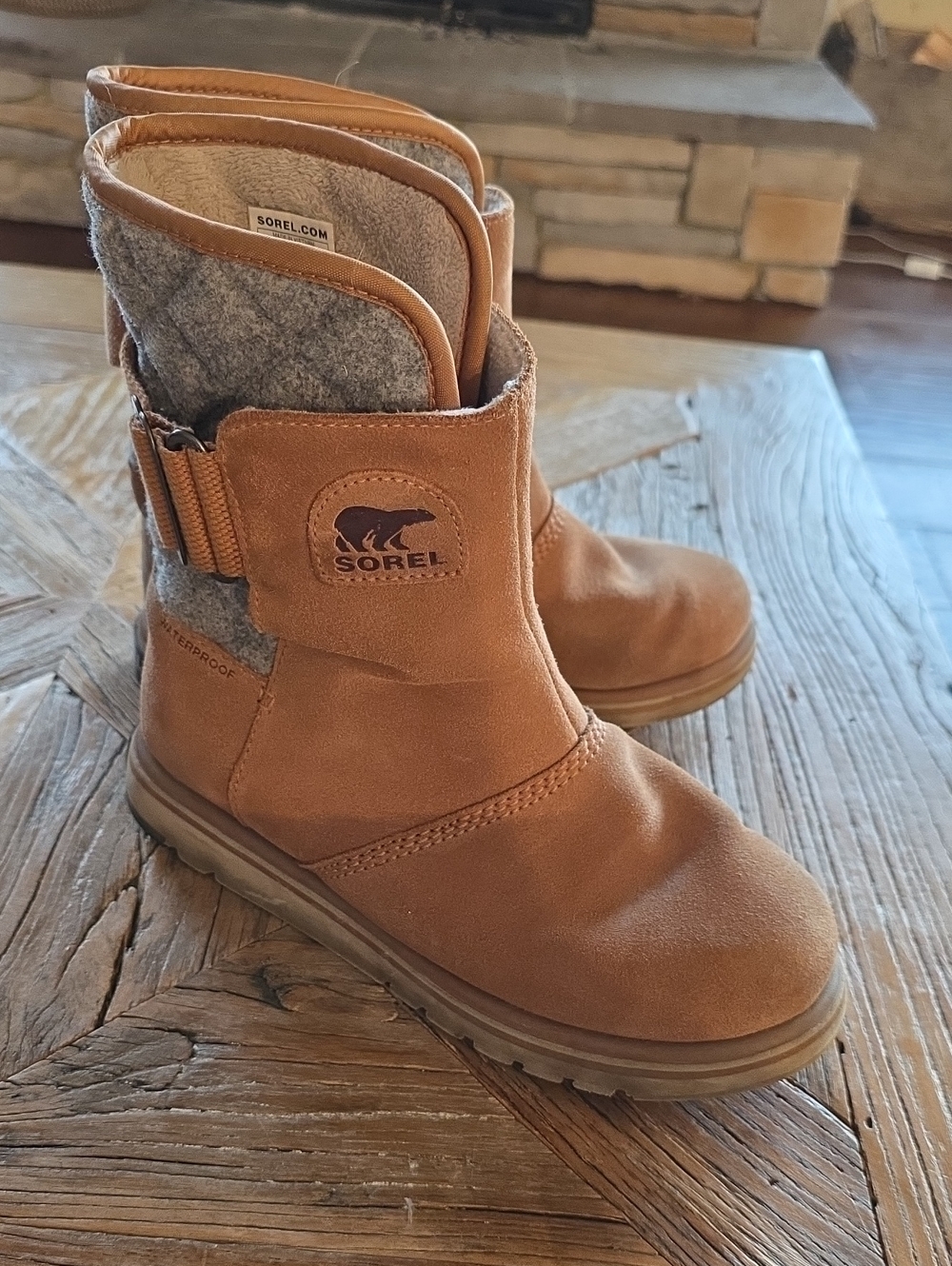SOREL suede winter snow boots 7.5